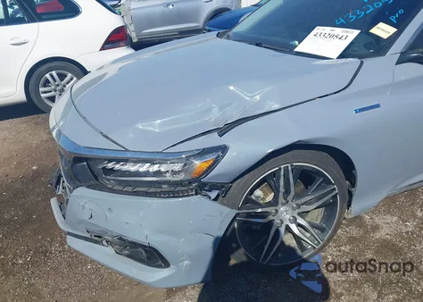 2021 Honda Accord Hybrid Touring from USA, damaged, VIN 1HGCV3F98MA005566